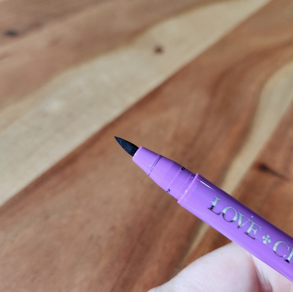 LOVE CRAFT BEAUTY Dual tip Dark Dimension Liquid Lip Liner - Picture 4 of 7